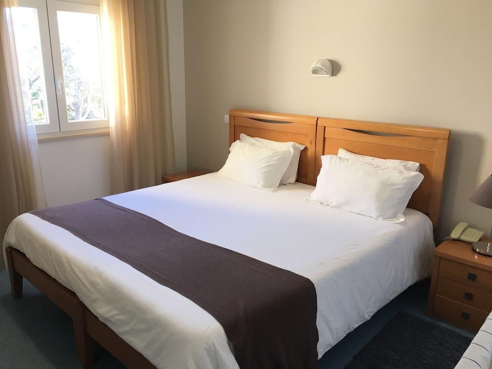 Wot Peniche Pinhalmar Hotell Exteriör bild