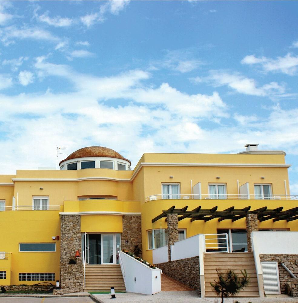 Wot Peniche Pinhalmar Hotell Exteriör bild