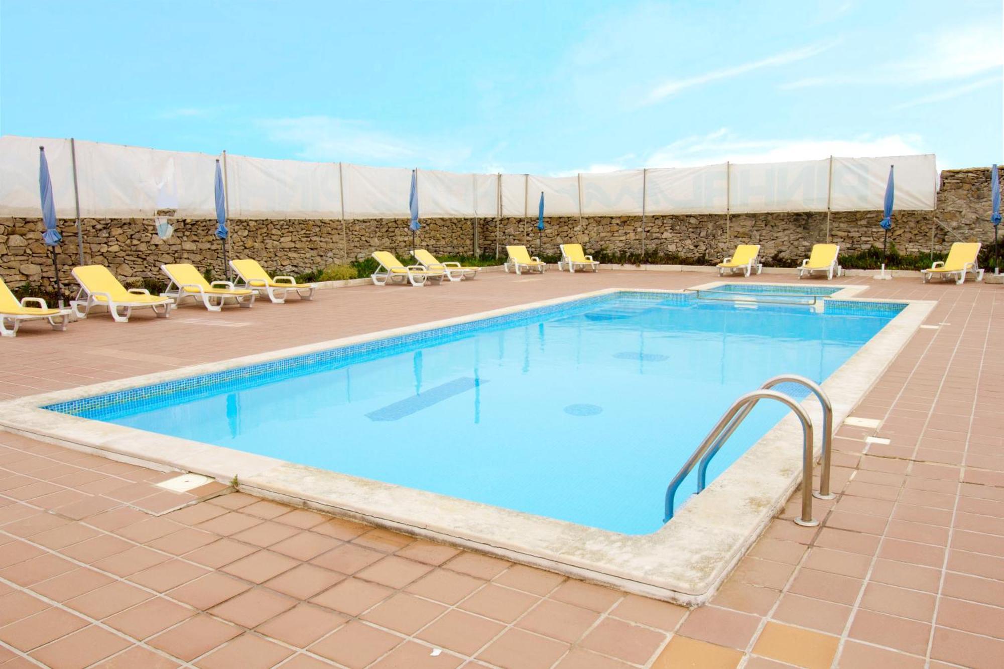 Wot Peniche Pinhalmar Hotell Exteriör bild