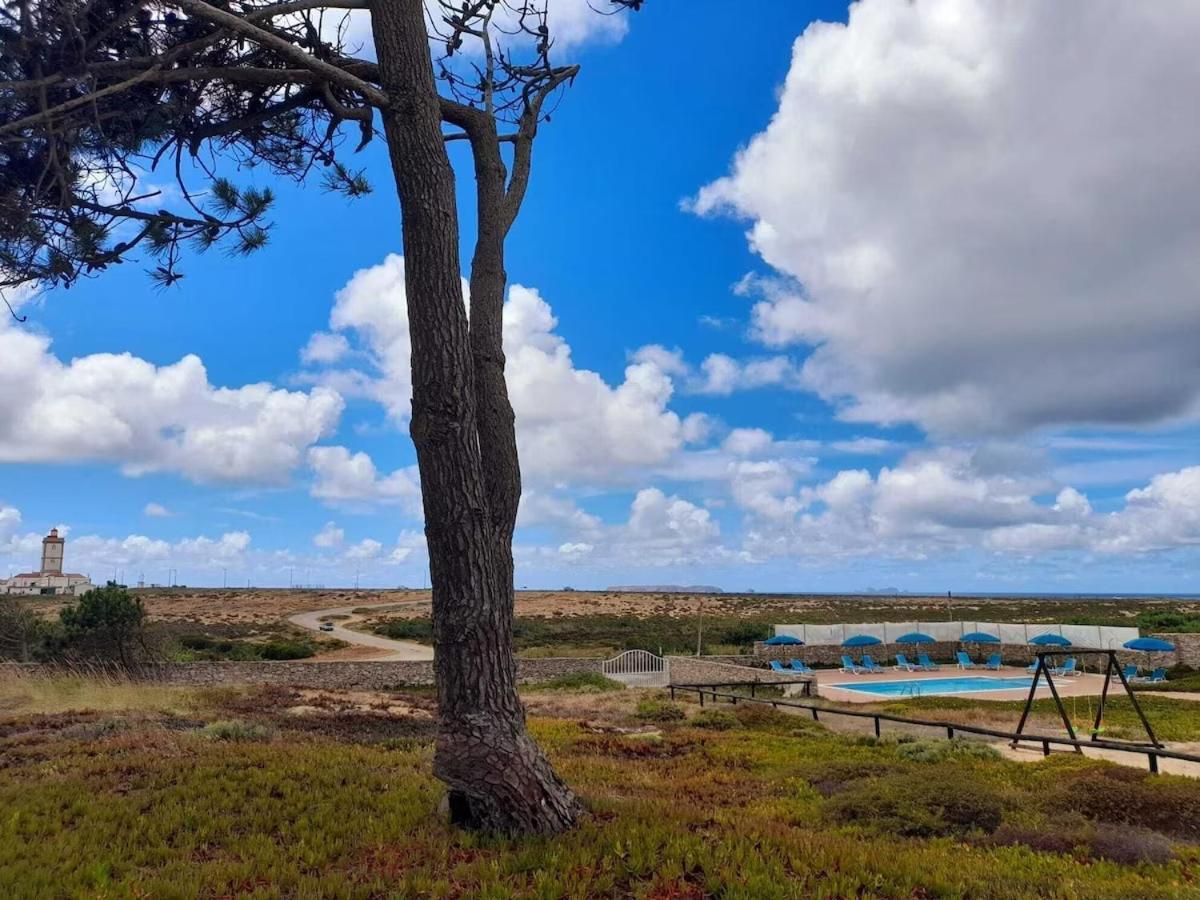 Wot Peniche Pinhalmar Hotell Exteriör bild