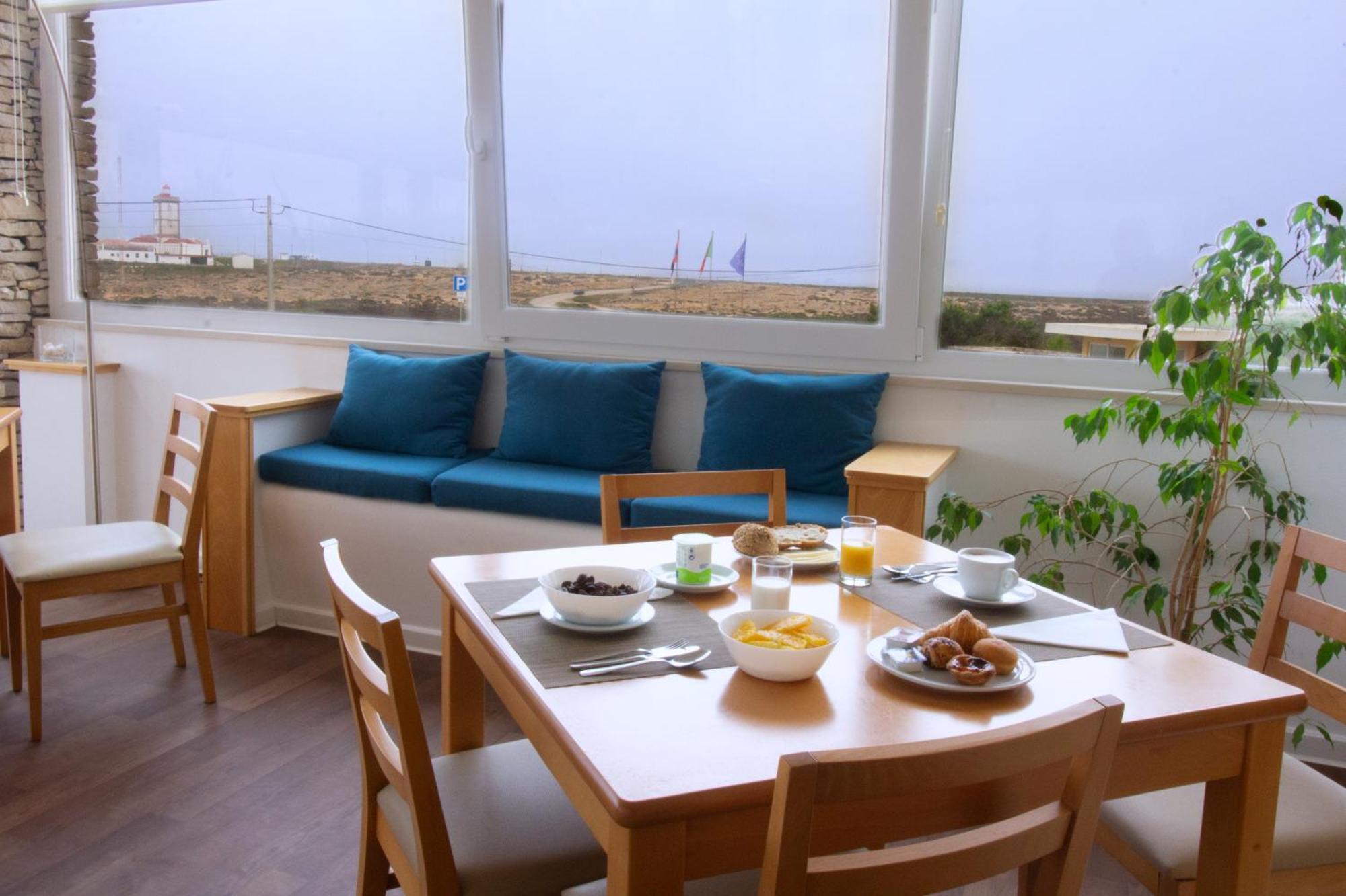 Wot Peniche Pinhalmar Hotell Exteriör bild