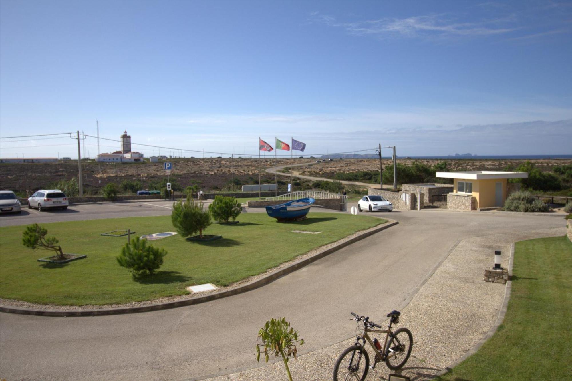 Wot Peniche Pinhalmar Hotell Exteriör bild
