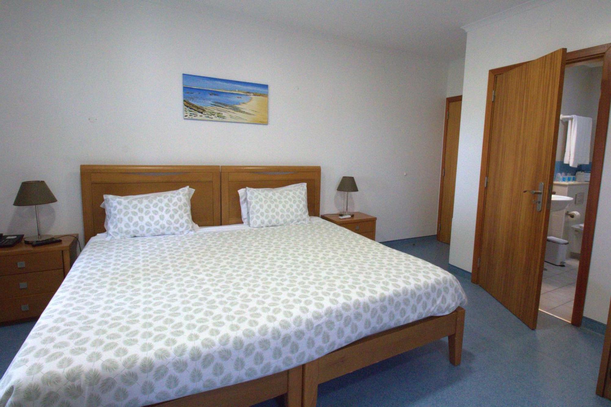 Wot Peniche Pinhalmar Hotell Exteriör bild